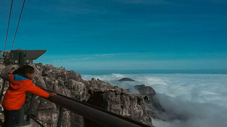 table-mountain-cloudy